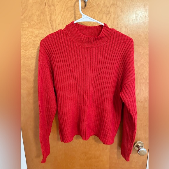 Forever21 red sweater - Picture 1 of 5